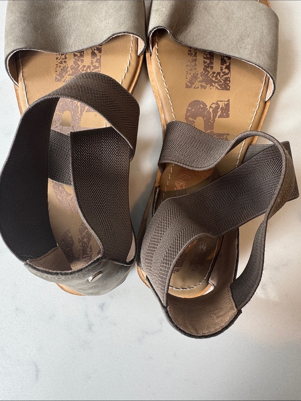 SOREL Ella II Strappy Olive Crisscross Elastic Sandals Women’s 8.5 - Picture 8 of 16